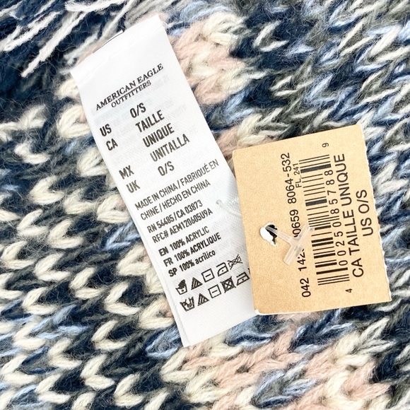 NWT American Eagle Fringed Knit Scarf - Picture 10 of 10